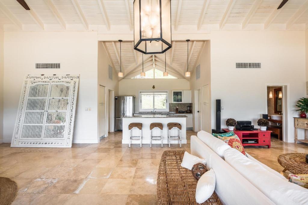 Amazing 3 Bedrooms Villa at Puerto Bahia photo 2