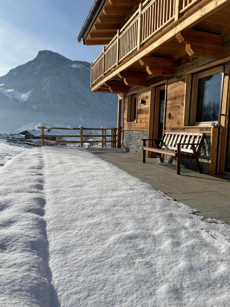 Chalet - Das Schrofen photo 2