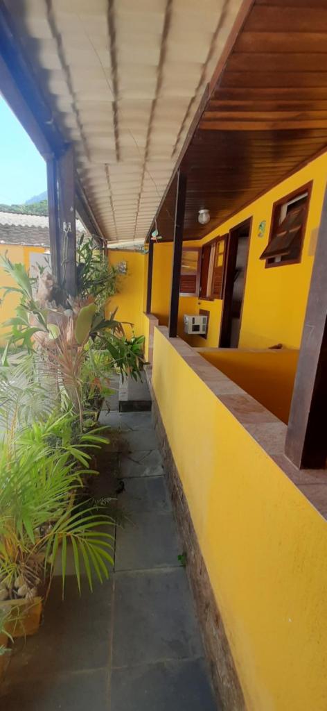 Casa amarela photo 1