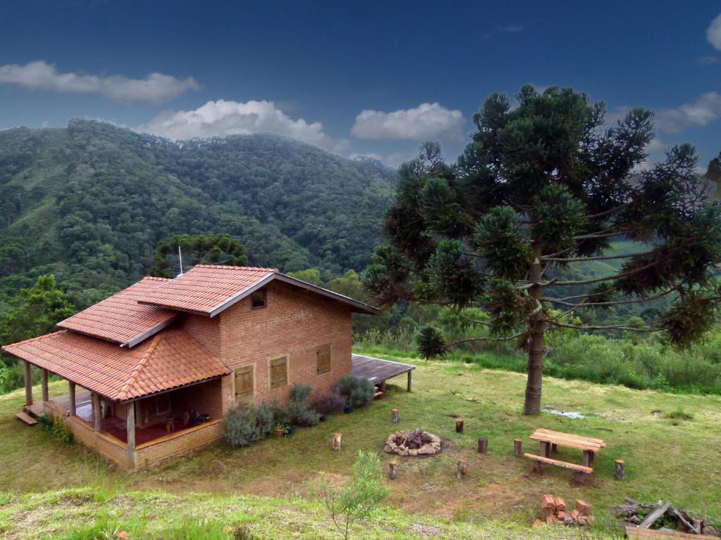 Casa ecológica na montanha com vista para o vale photo 1