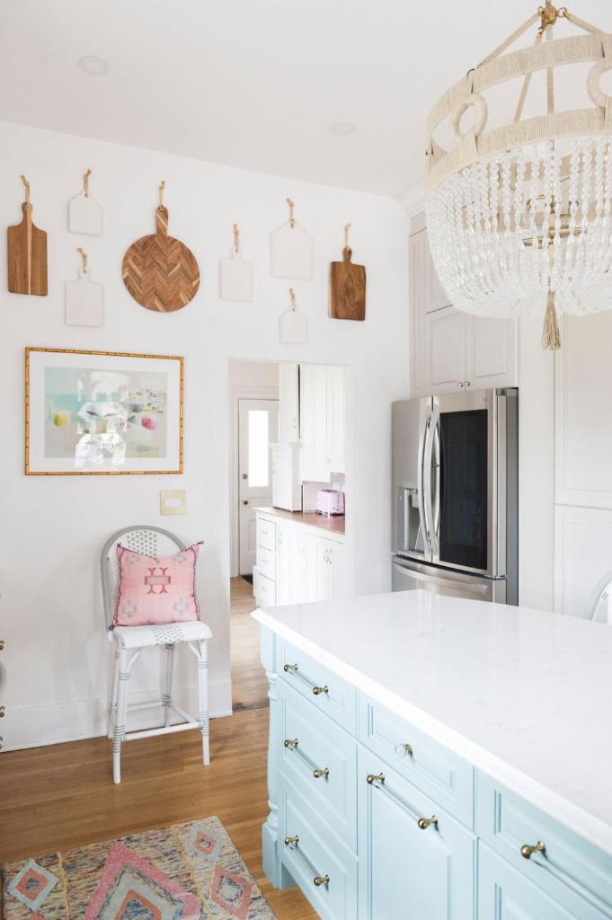 Designer's Stylish & Historic Home on Main Street photo 4