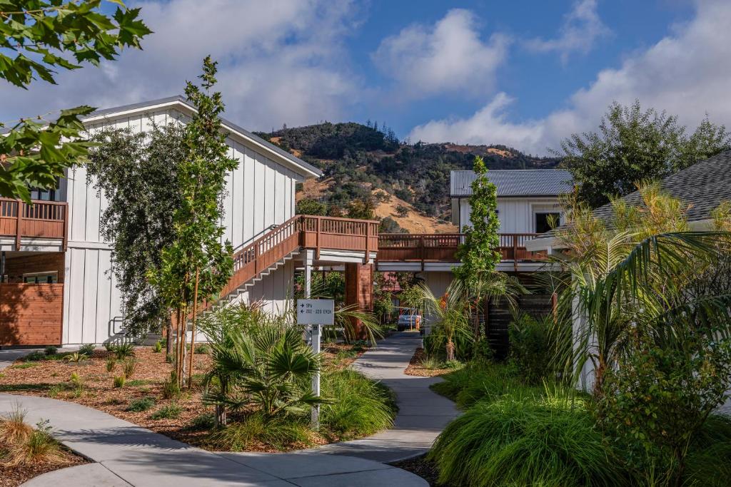 Calistoga Motor Lodge and Spa, a JdV by Hyatt Hotel photo 1