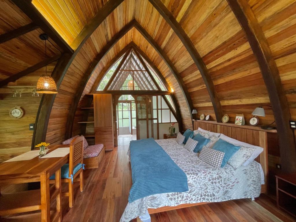 Sacha Urco Lodge y Bosque Protector photo 1