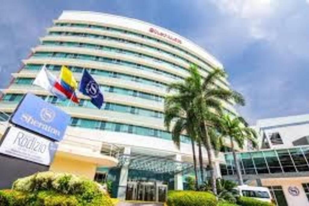 Ecusuites Penthouse Torre Sol Aeropuerto Mall Del Sol photo 2