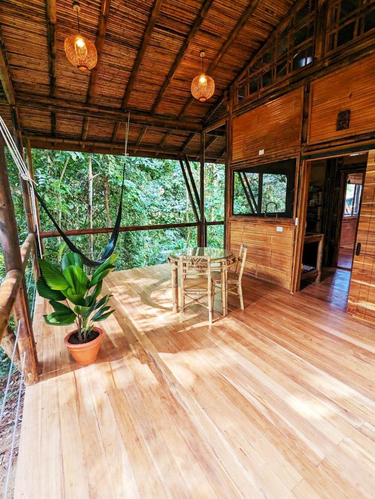Yogachal Vista Mar Bamboo House in the Jungle photo 4