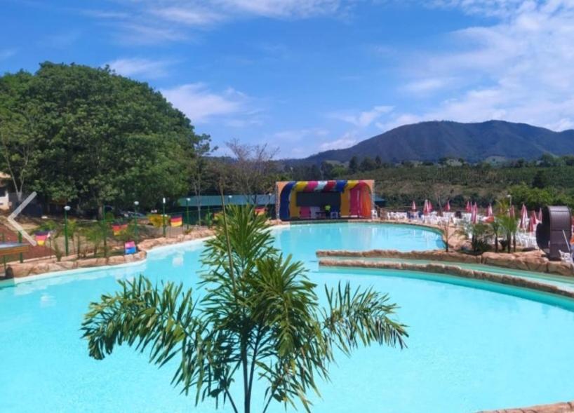 Lindo Chale em Águas de Lindoia photo 1