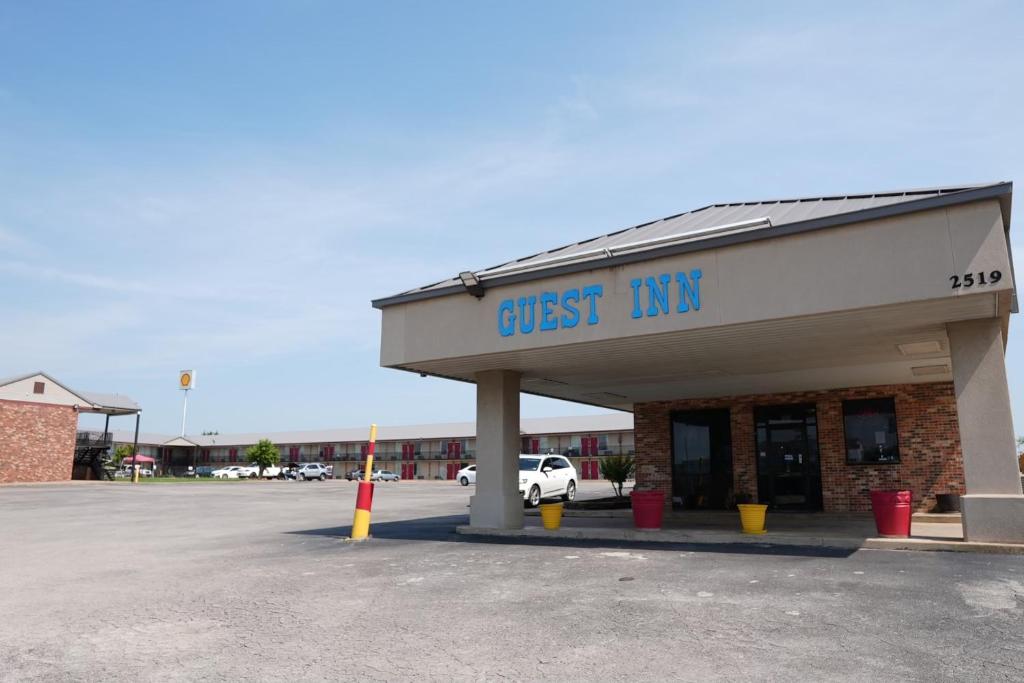 guest inn photo 2