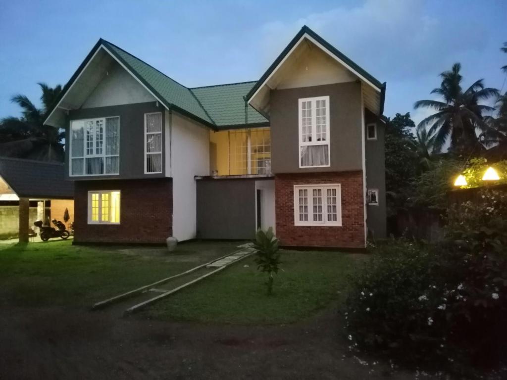 Five Bed two-storey luxury House in 44 perch land in Bandaragama, Sri Lanka photo 2