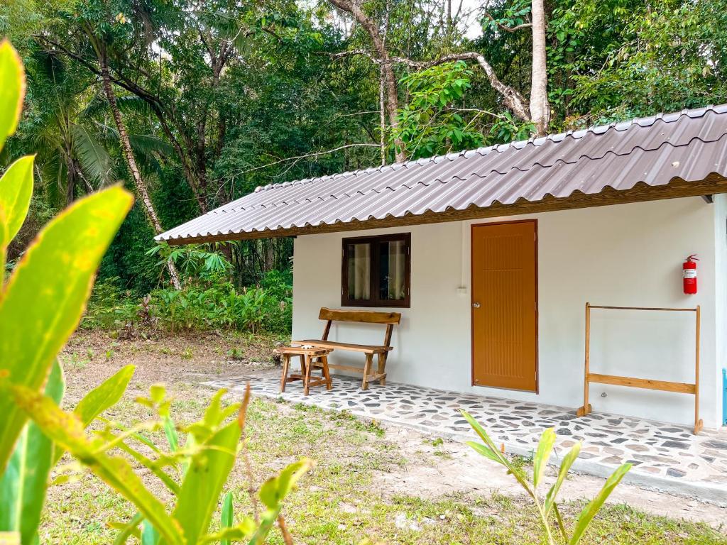 Eve house koh kood photo 1