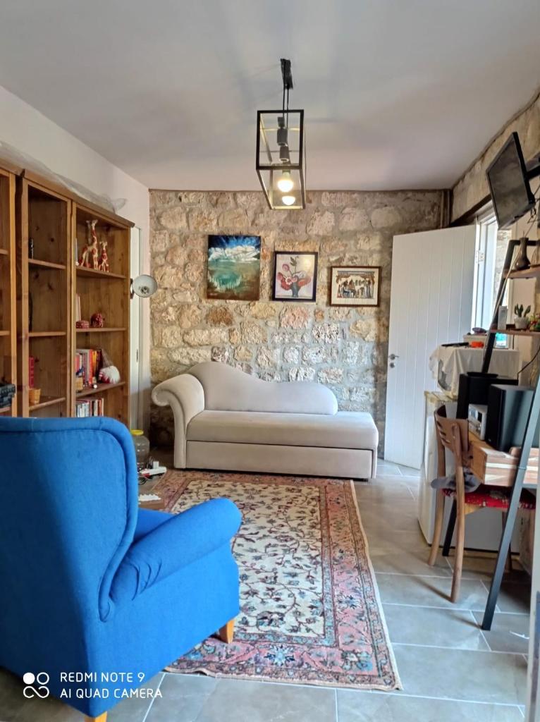 taş ev photo 2