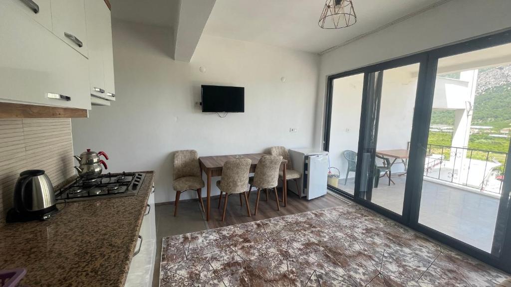 Öz Akdeniz Apartları