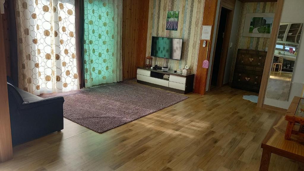 Rainbow Pension photo 3