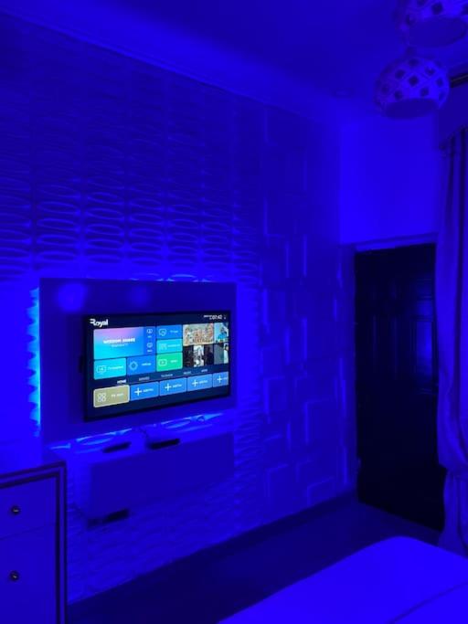 A luxury 2bedroom apartment photo 2