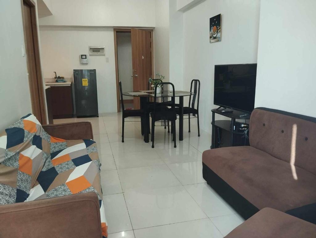 Roxas Blvd Stunning Studio Condo Near US Embassy photo 4