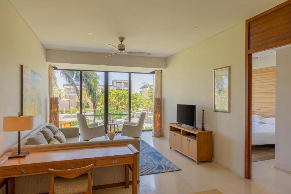 villa ocean and apartment Da Nang