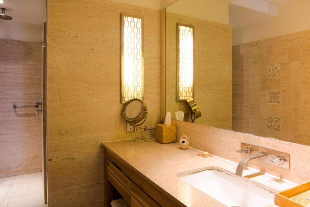 villa ocean and apartment Da Nang