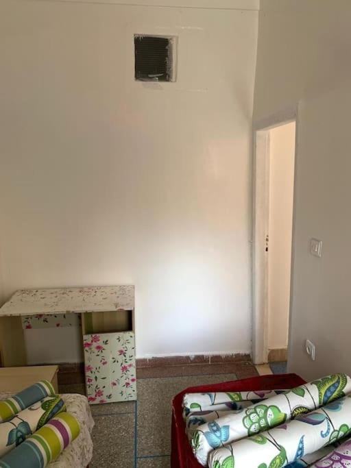 Appartement meublé sans vis à vis proche de toutes commodités 5 min à Marjane chaikh Zaid et centre ville photo 4