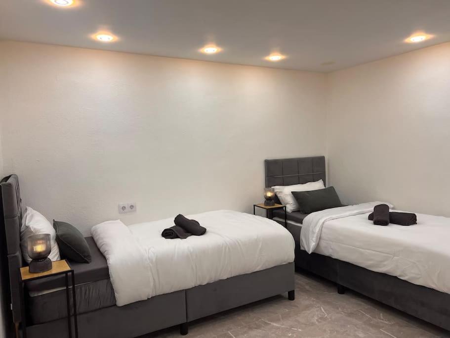 LA Apartment