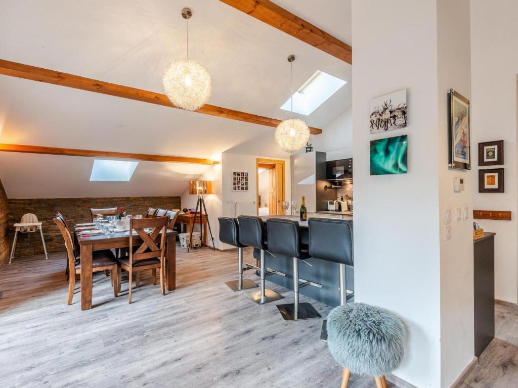 Appartement Morzine, 5 pièces, 8 personnes - FR-1-754-14 photo 3