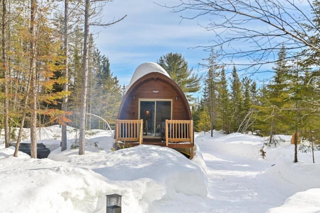 Chalet Alice à louer avec Spa Mauricie photo 3