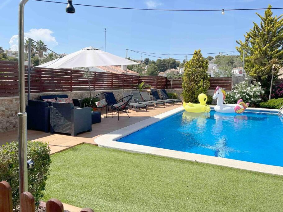 Oasis Villa , Prívate Pool and Golden Beaches photo 2