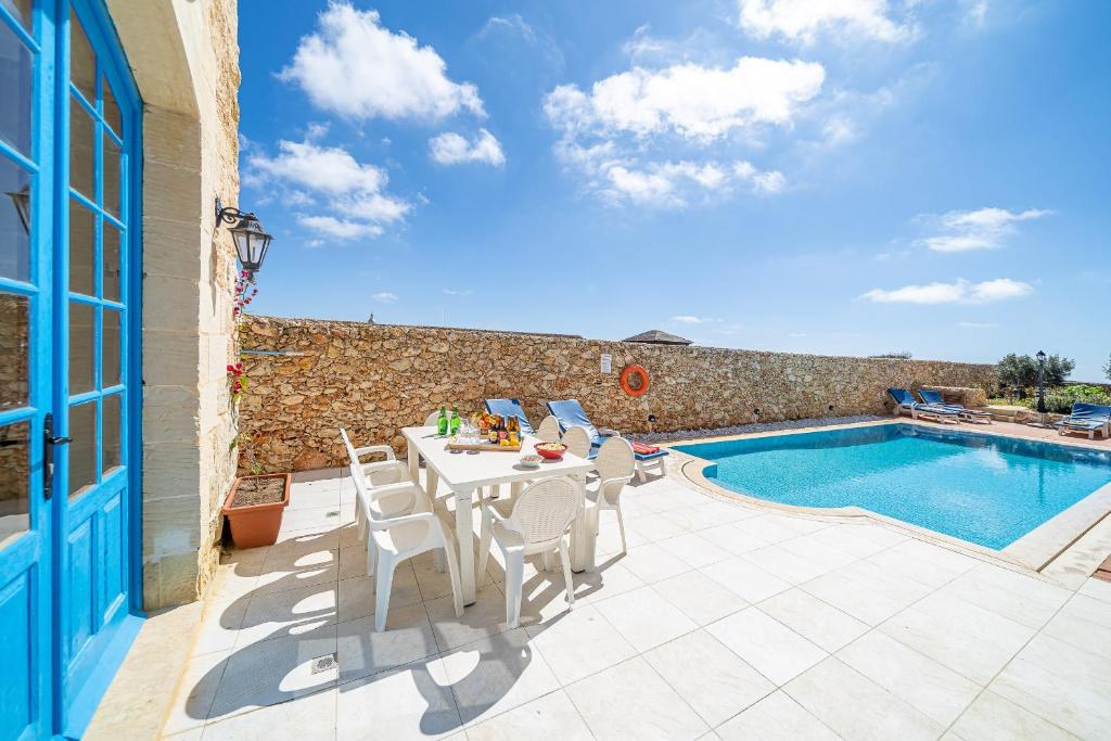 Hemda Holiday Home photo 3