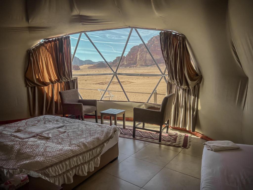 RUM ROYAL FLOWER lUXURY CAMP photo 1