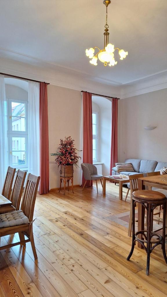 Stadtpalais Romantik-Suite 3 Zimmer maximal 6 Personen photo 4