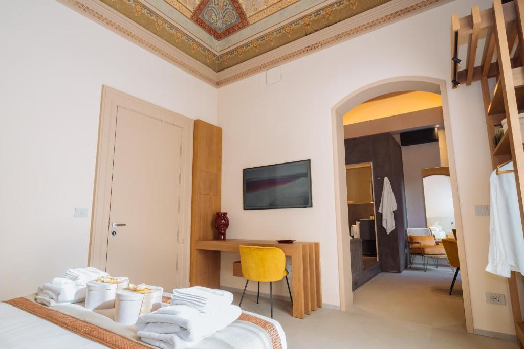 ETNEA Suite 270 photo 3
