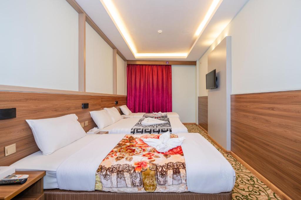 Tanha Hotel Room Type - Quadruple Room