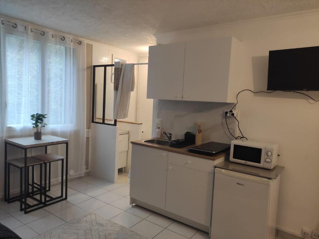 Lagny Cocon Evasion Cosy en ville photo 2