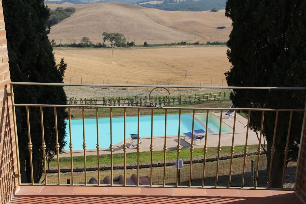 Villa Borgo del Silenzio with private pool, 5 apartments - Tap to explore photos
