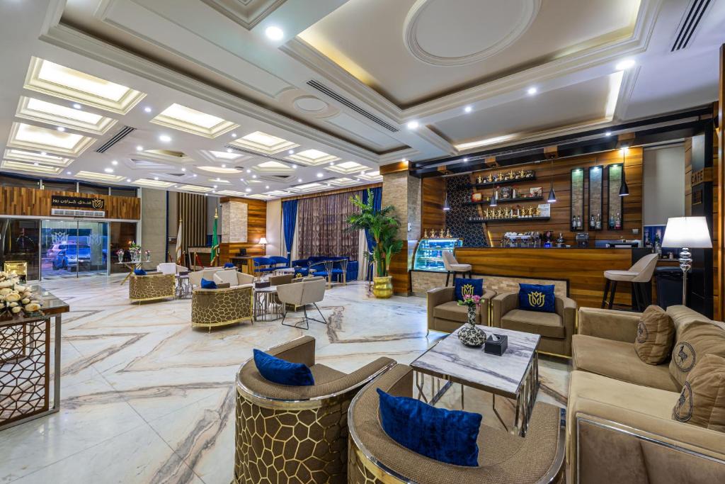 Crown Rose Al Sahafa Hotel - Tap to explore photos