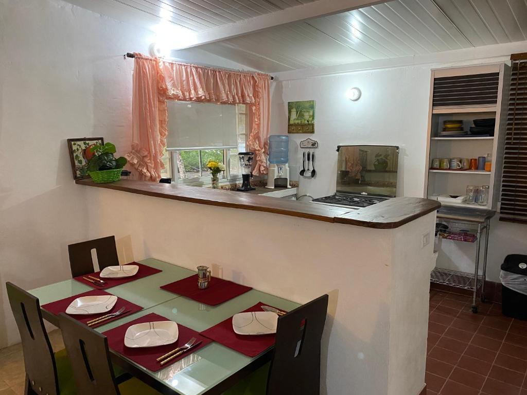Aeolus Guest House photo 2