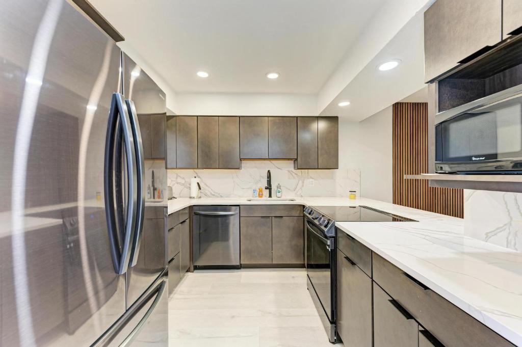 Anna Maria Beach Condo-2 Bed/2 bath- Sleeps 6 photo 3