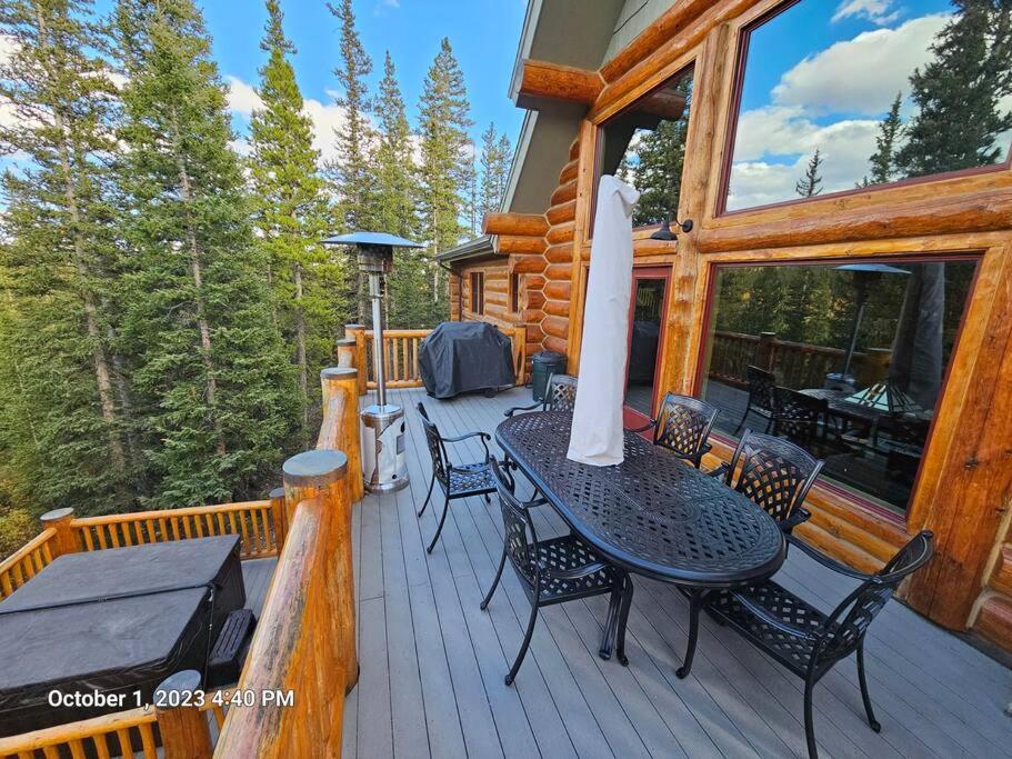 Moose Mtn Lodge/Luxury Cabin/Hot Tub/Fireplace photo 1