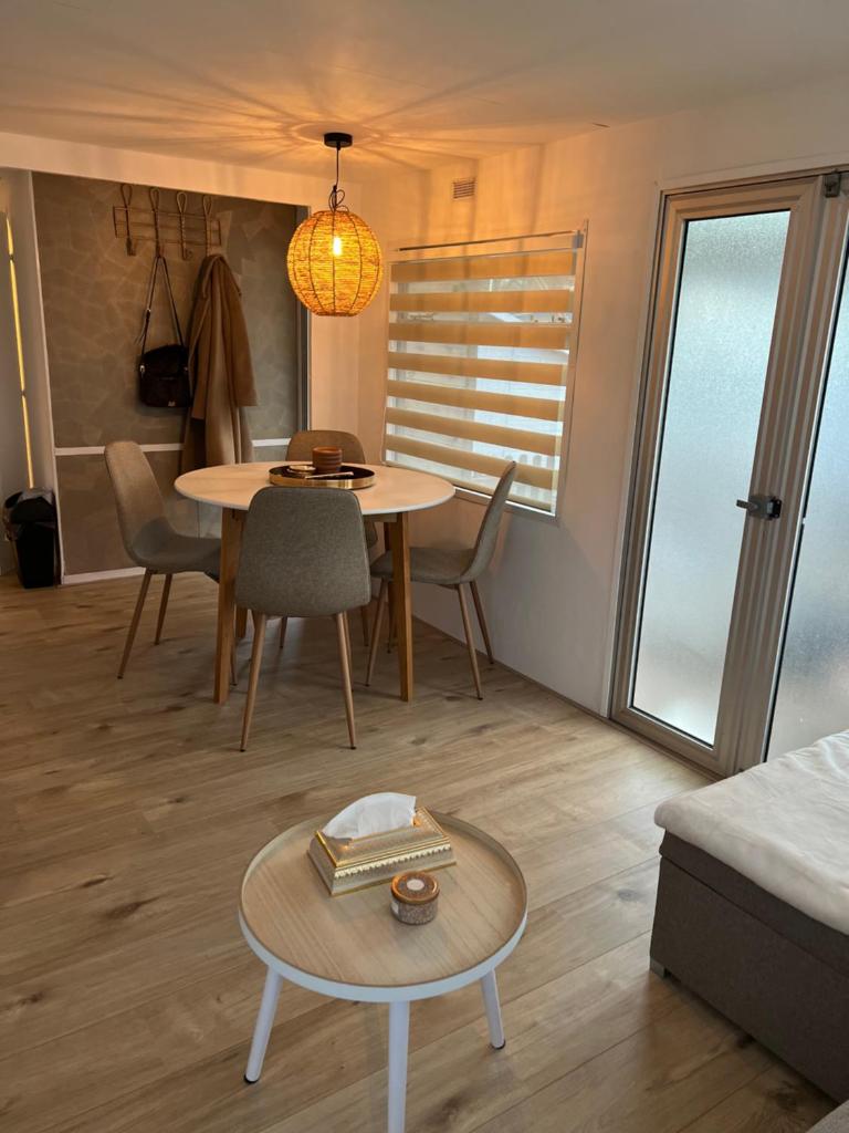 Chalet Quattro in bosrijke omgeving photo 4