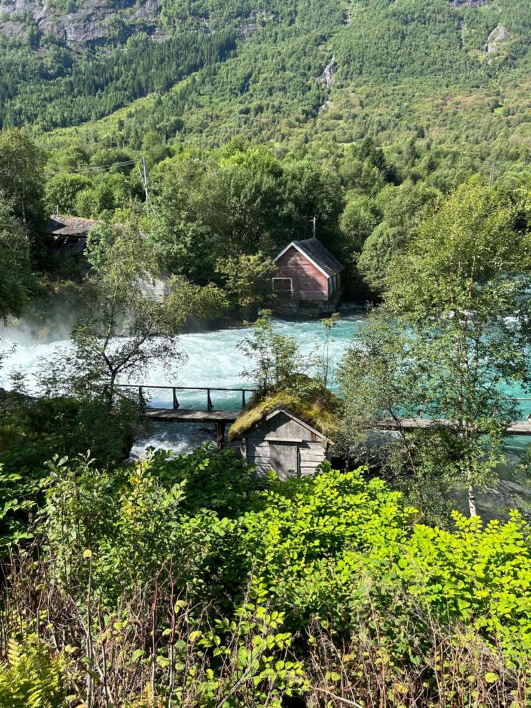 Naustvoll photo 1