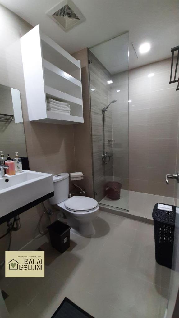Condo in McKinley Hill near Grand Canal Mall (Balai Bellini) photo 4