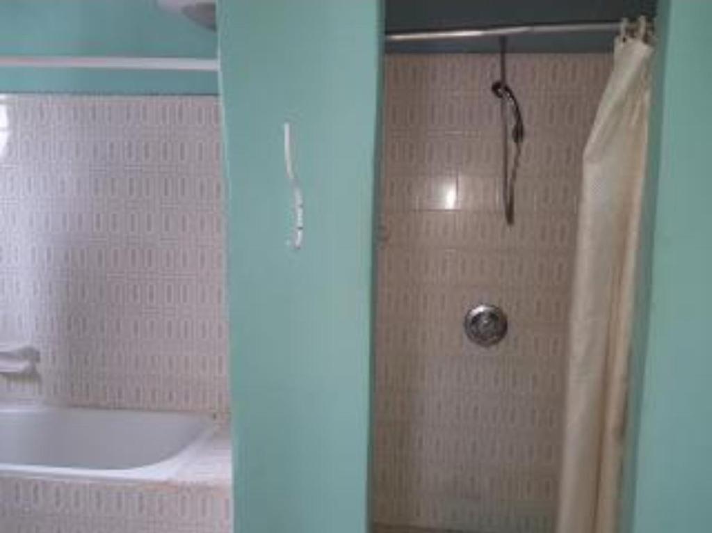 #11 princess apartments, 230mt to senegambia strip photo 4