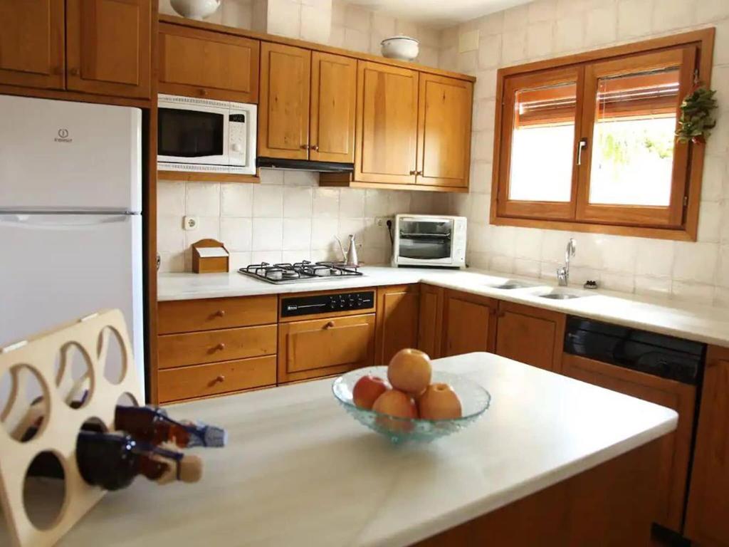 House with garden, games area and shared pool photo 3