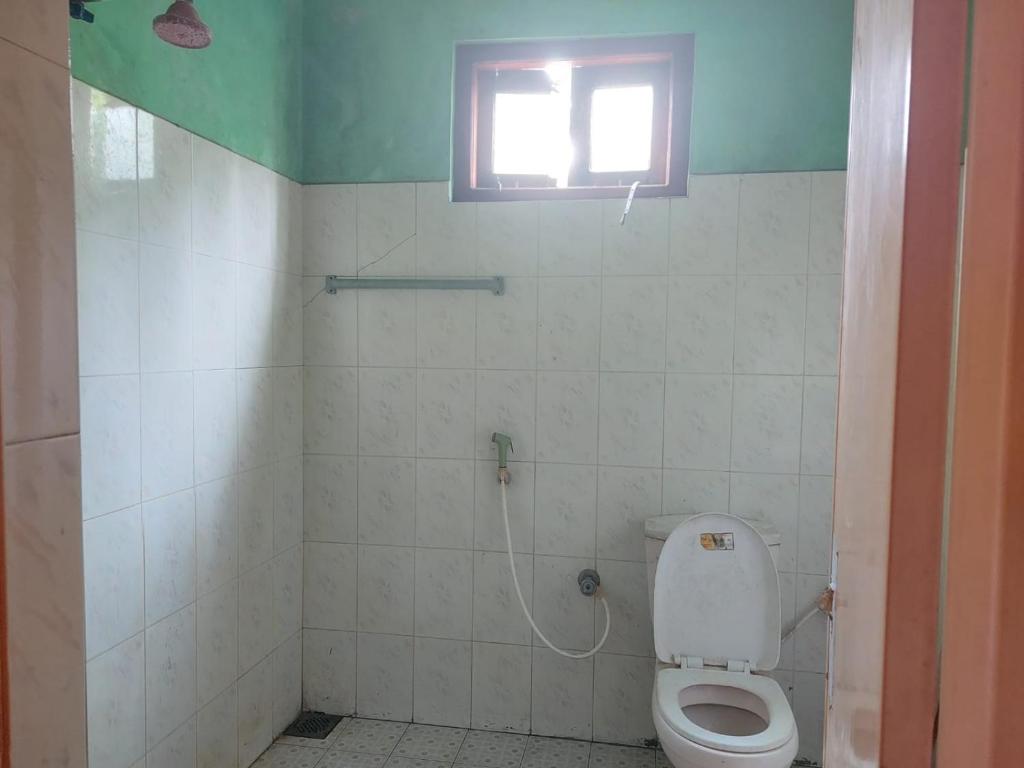 Green Waves HomeStay photo 4