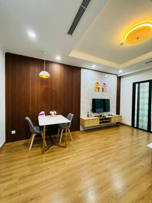 Vinhomes Royal city 1 bed room.