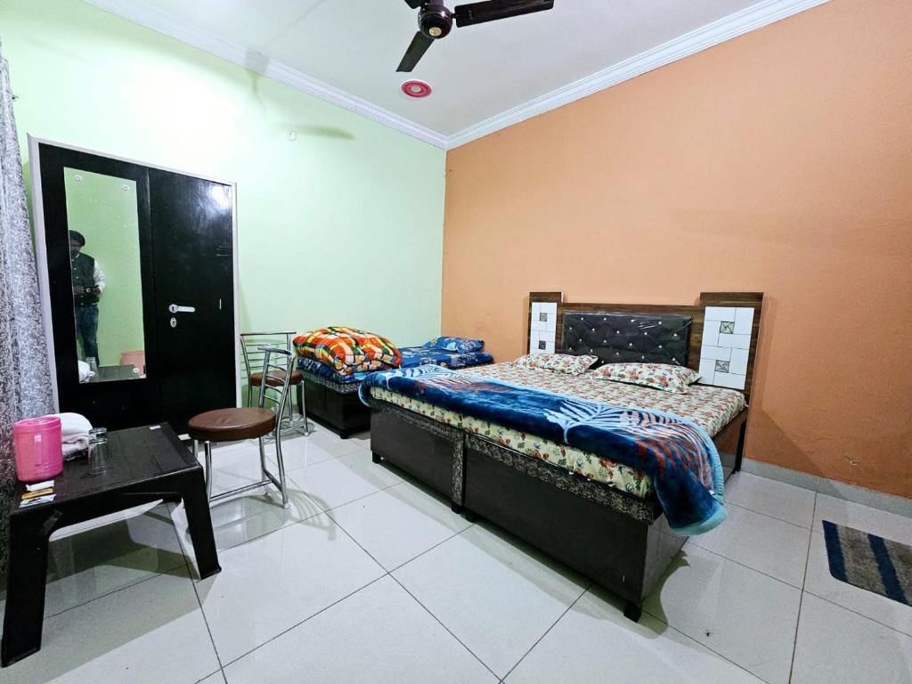 Gopal Hotel and Palace photo 1