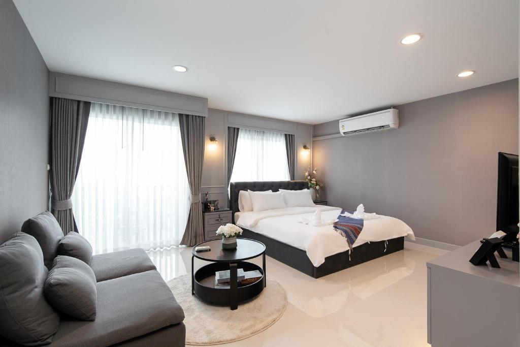 Latkrabangbishome Near Suvarnabhumi Airport ลาดกระบังบิซโฮม photo 3