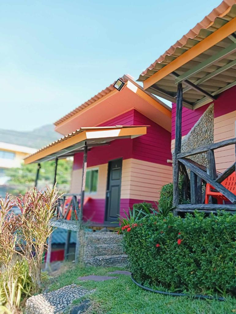 Cliff View Bungalows photo 2