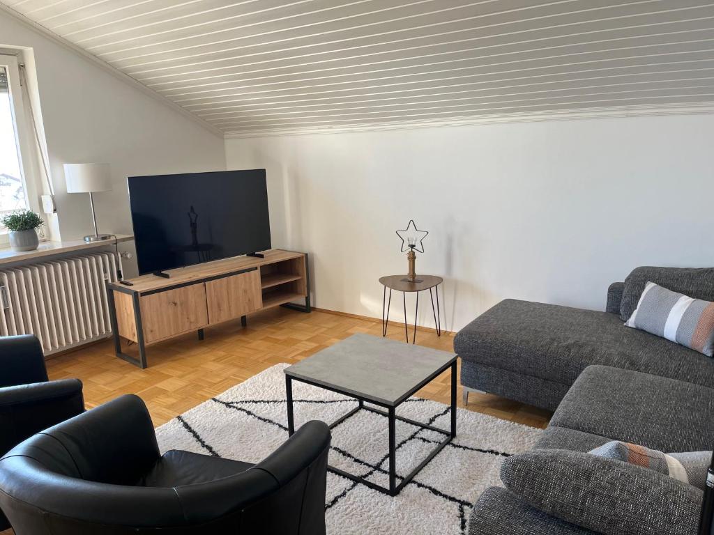 Helle, ruhige Ferienwohnung mit Balkon photo 2