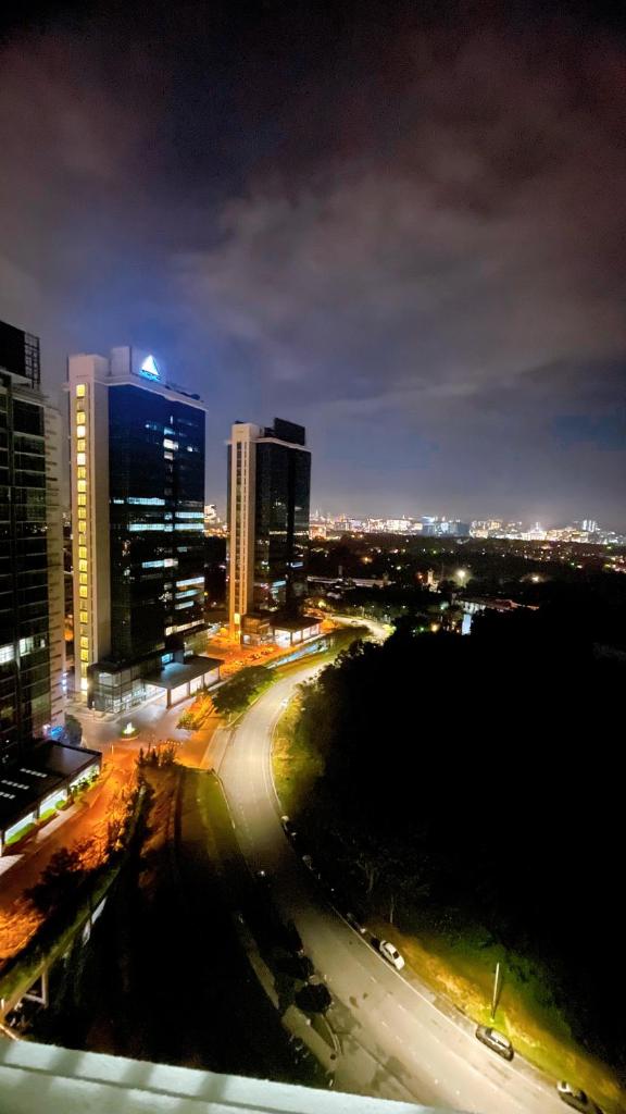 Residence Stay at Shaftsbury Cyberjaya By SNS Homes photo 1