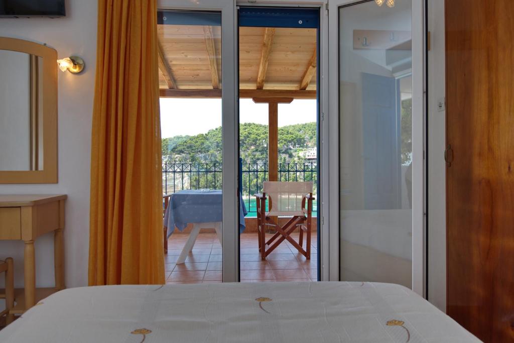 Kavos Hotel photo 2