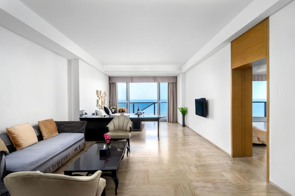 Sanya Phoenix Wutong Sea Resort & Spa photo 3